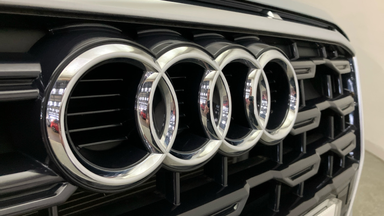 Audi Q2 35 TFSI S Line 5dr S Tronic Petrol Estate